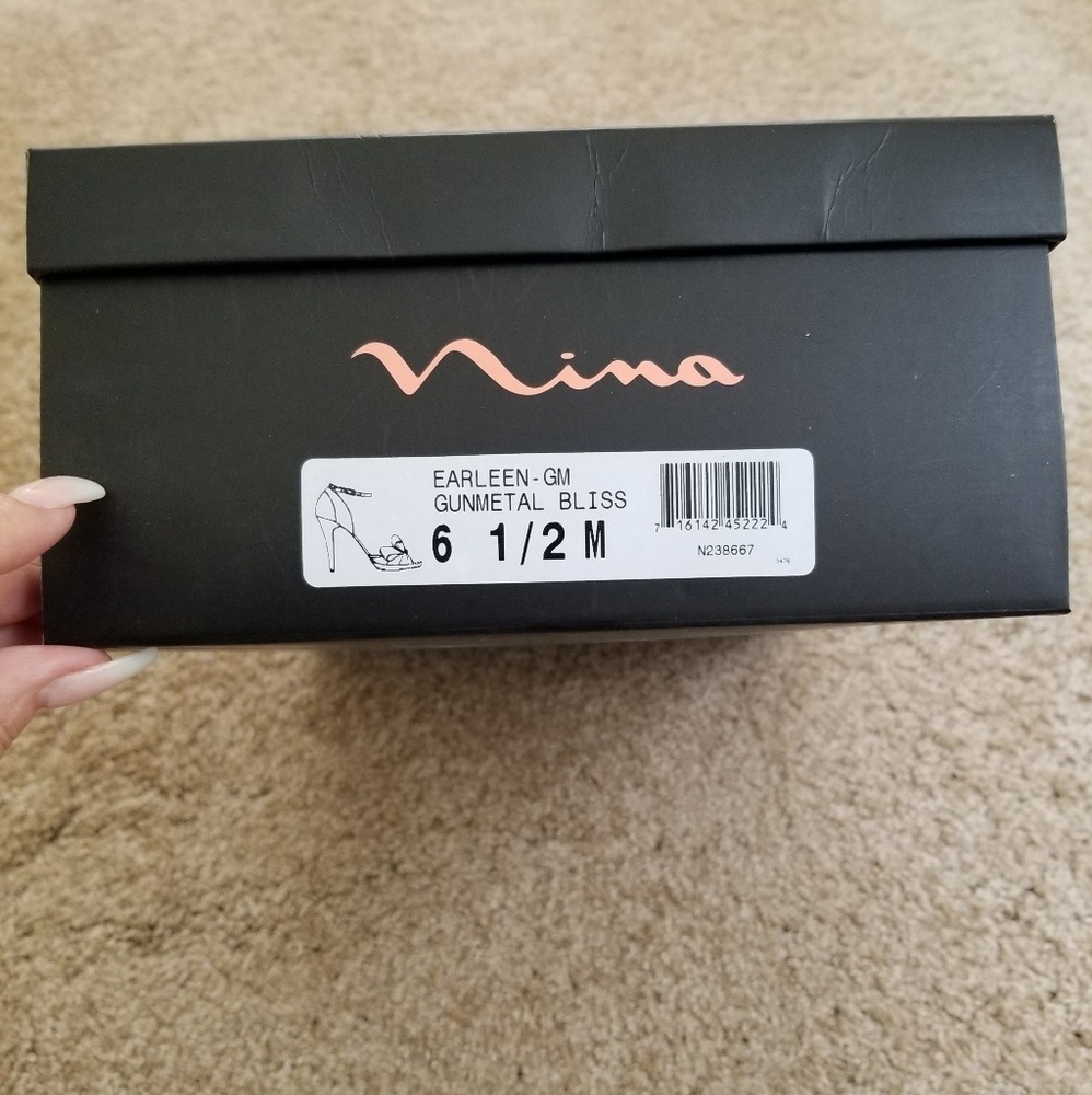 Silver Heels - image 5